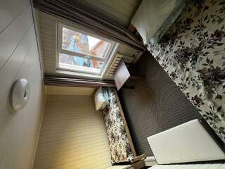 Гостиница Ёлочка Листвянка Номер эконом с 2 односпальными кроватями #1-2